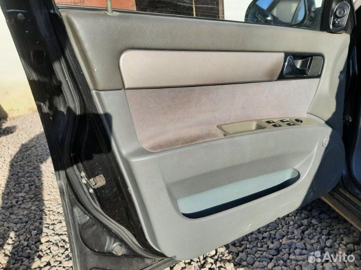 Обшивка двери Chevrolet Lacetti седан 1.4 F14D3