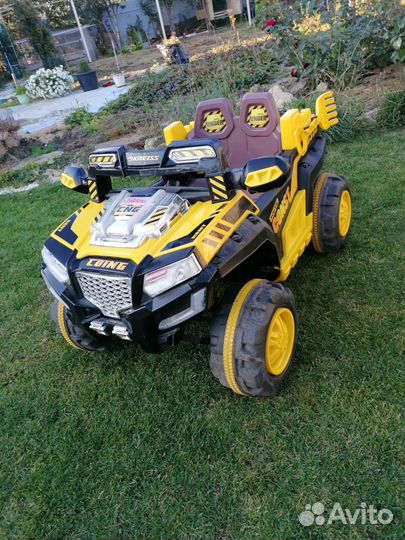 Электромобиль kreiss джип