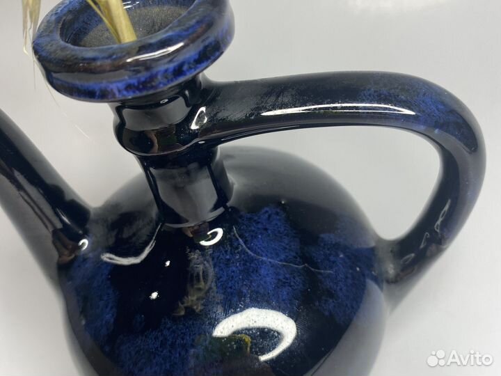 Глиняный кувшин старинный