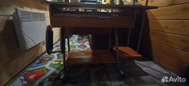 Компьютерный стол