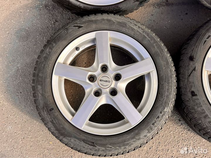 R16 Goodyear UltraGrip 9 205/55, PCD 5x120 DIA 72.6