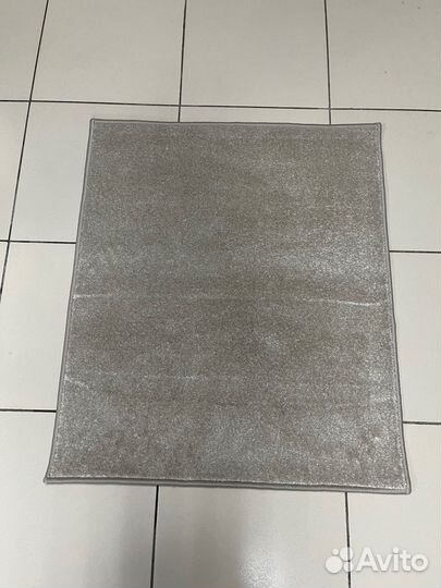 Коврик из ковролина