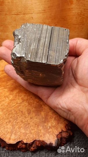 Пирит, кристаллы