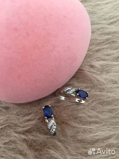 Сережки серебро. Swarovski