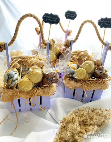 Подарочные наборы (боксы) учителю на 1 сентября