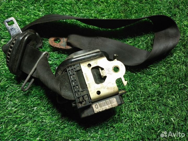 Ремень безопасности Peugeot 307