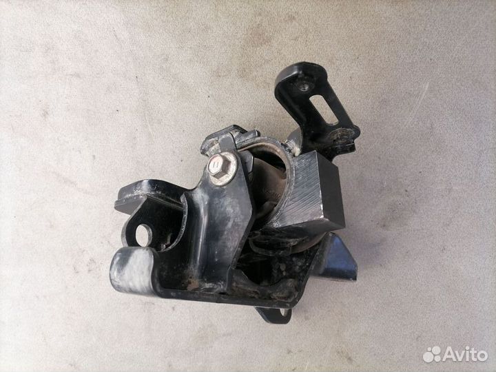 Опора АКПП для Toyota Corolla Axio/Fielder