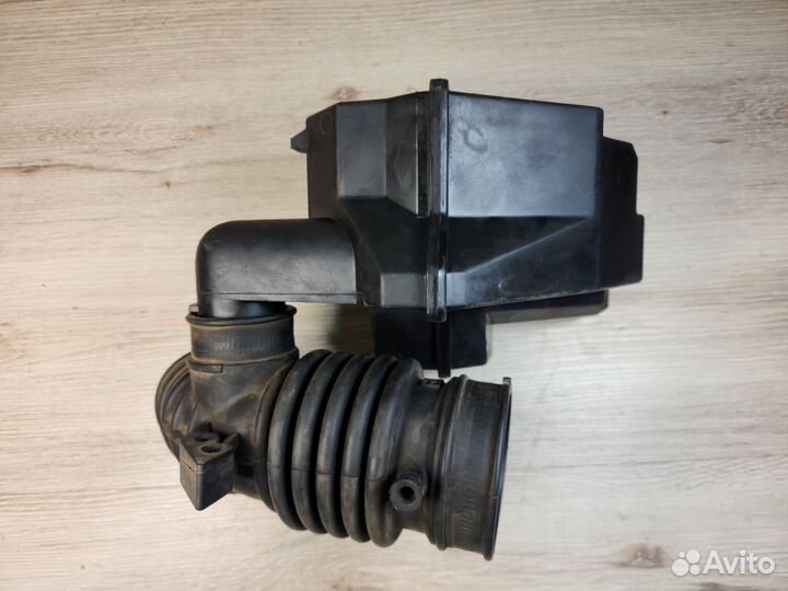 Патрубок Воздушного фильтра Nissan Almera N16