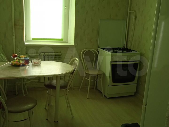 2-к. квартира, 52 м², 8/10 эт.