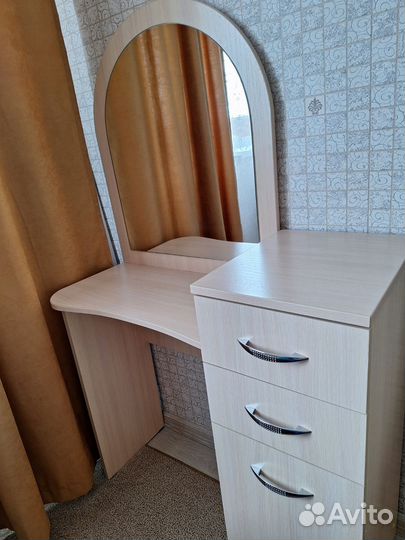 Трюмо трельяж с зеркалом