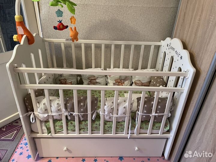 Детская кроватка
