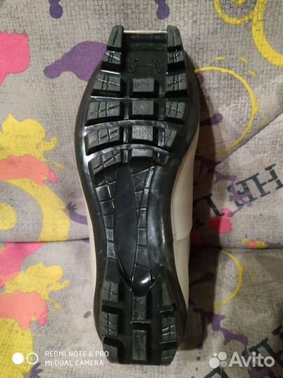 Лыжные ботинки 37 размер