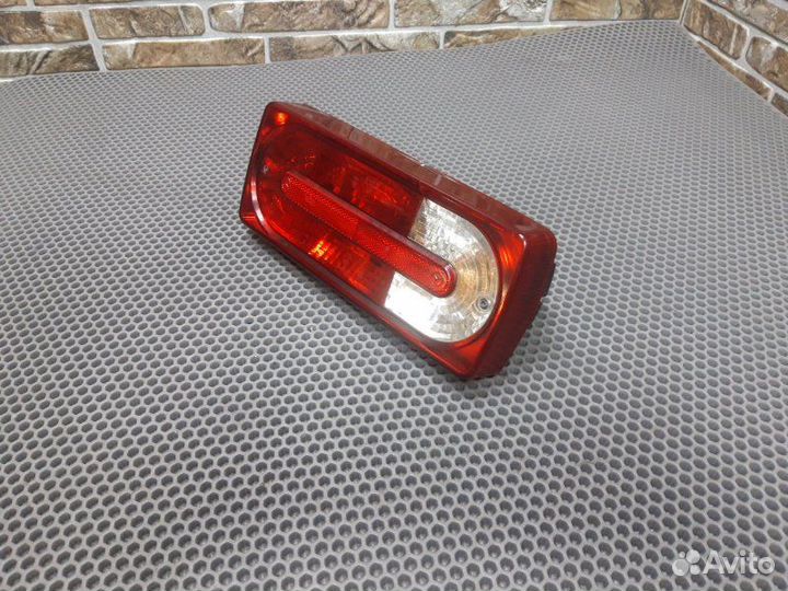 Фонарь задний Mercedes-Benz G-Class