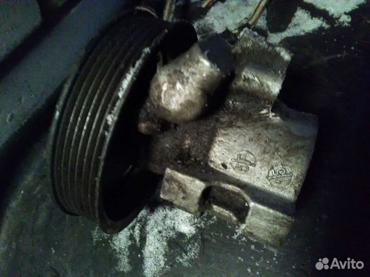 Насос Гура Chevrolet Aveo T200 8кл Шевроле Авео