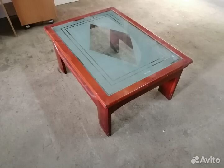 Журнальный столик бу