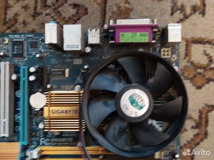 Материнская плата