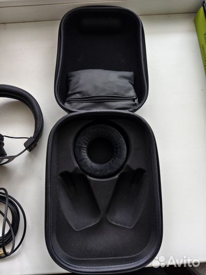 Beyerdynamic DT 1990 PRO