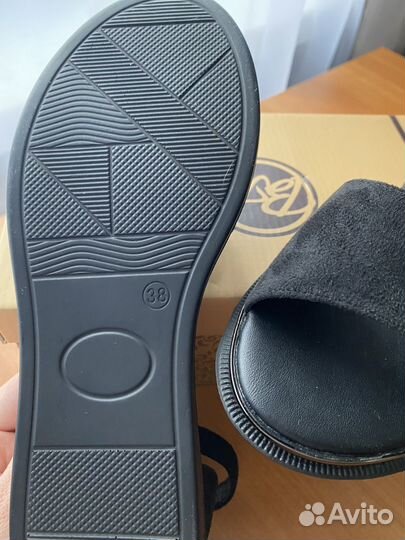 Босоножки/сандалии 38 размер новые