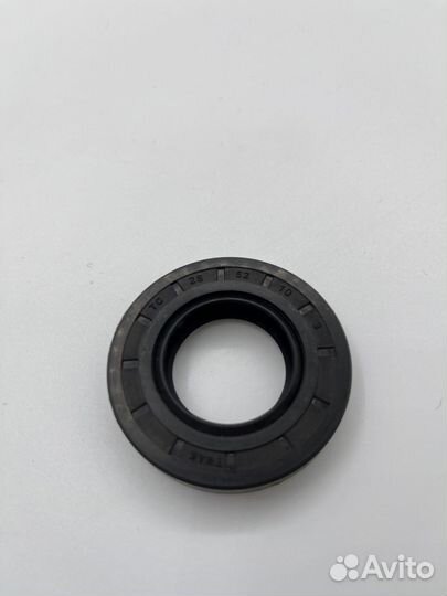 Сальник бака 28Х52Х10 GP