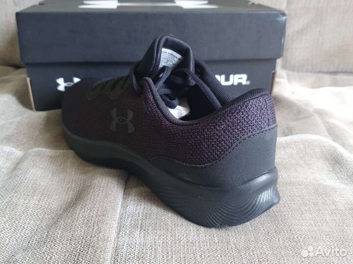 Кроссовки новые Under Armour 42р