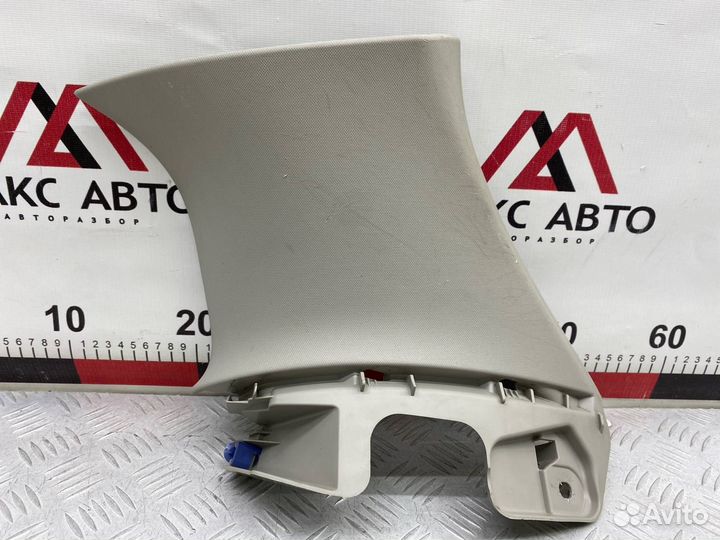 Б/У обшивка багажника (обшивка салона) задний