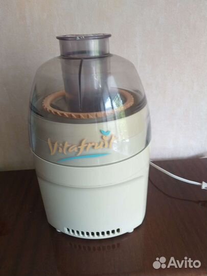 Соковыжималка Moulinex Vitafruit Y36 (Испания)