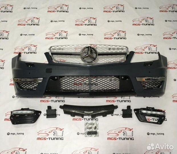 Бампер с решеткой Mercedes C63 AMG W204