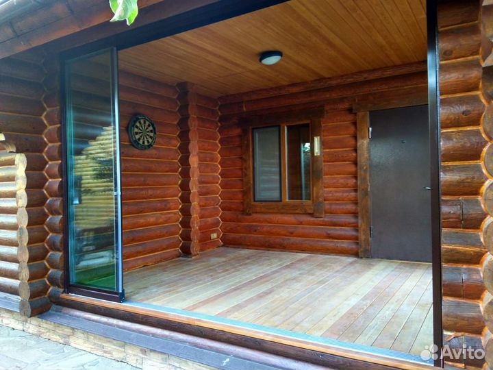 Безрамное остекление коттеджей