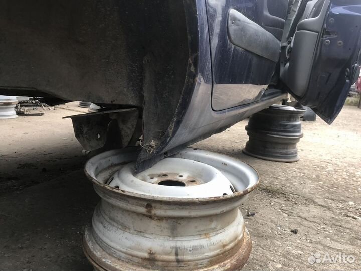 Кузов по частям Renault Symbol (1998–2008)