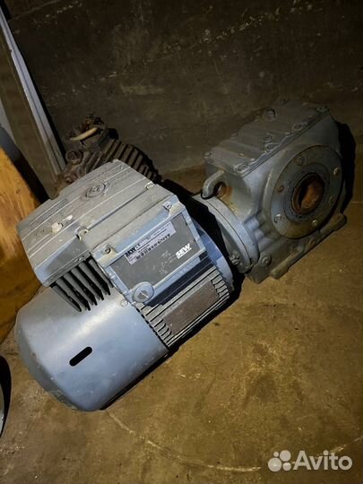 Мотор-Редуктор SEW eurodrive SA67 DI90L4/MM15/MLA