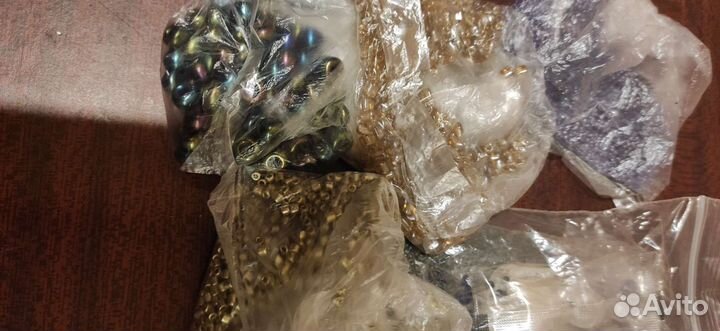 Бисер чехословацкий в упаковках