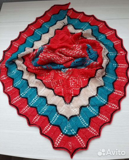 Шаль ручной работы