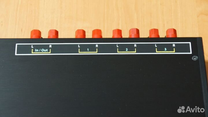 Коммутатор (селектор) акустических систем