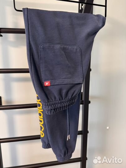 Спортивные штаны new balance