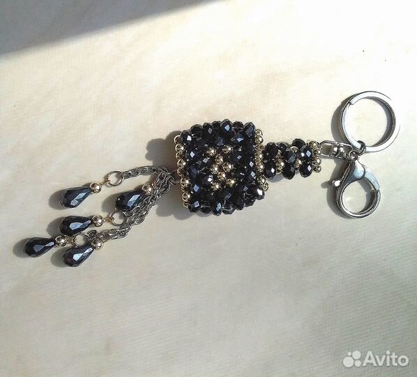 Украшение - брелок на сумку (рюкзак)