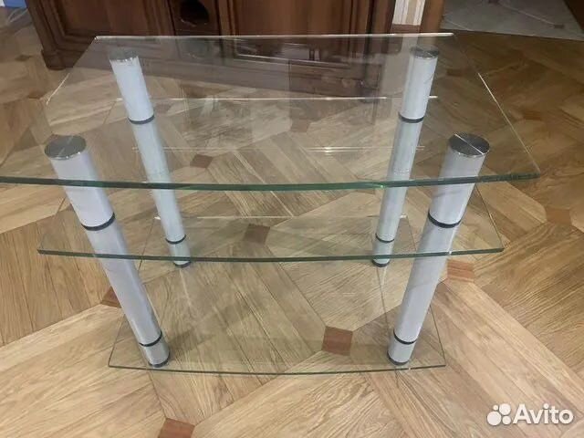 Тумбочка под телевизор стеклянная