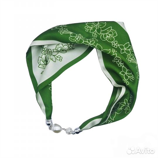 Ожерелье из шелкового шарфа на магнитной застёжке