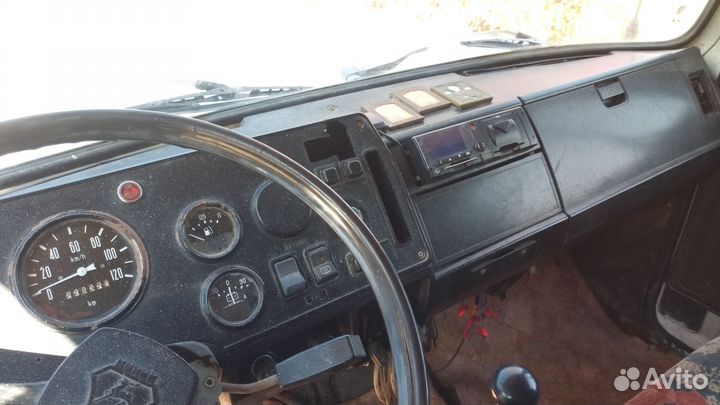 ГАЗ 3307, 1977