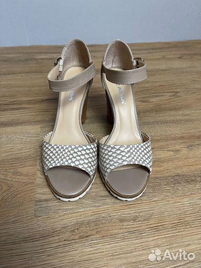 Женские босоножки Alba кожаные размер 37