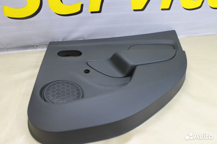 Дверные карты (обивки) Renault Logan образец