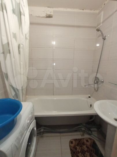 3-к. квартира, 90 м², 3/16 эт.