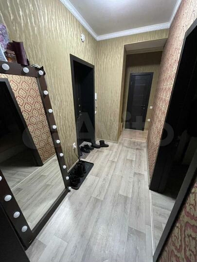 2-к. квартира, 57 м², 2/5 эт.