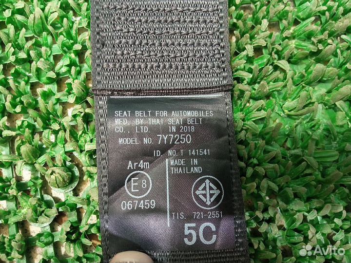 Ремень безопасности задний правый Toyota Fortuner