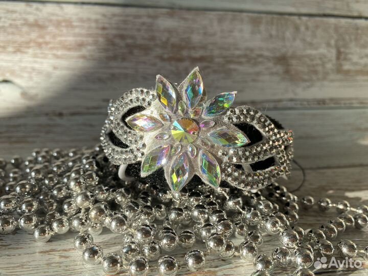 Корона на шишку для художественной гимнастики