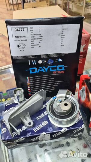 Комплект грм Airtex с помпой и натяжит-м audi/VW