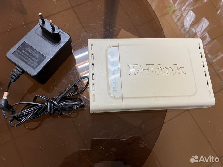 Неуправляемый коммутатор 8 портов Dlink dg-1008d