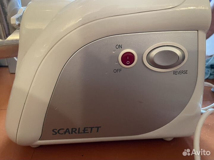 Мясорубка электрическая scarlett