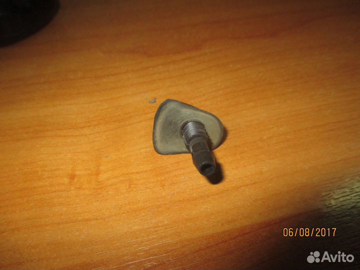 Форсунка омывателя лобового стекла Lifan Smily