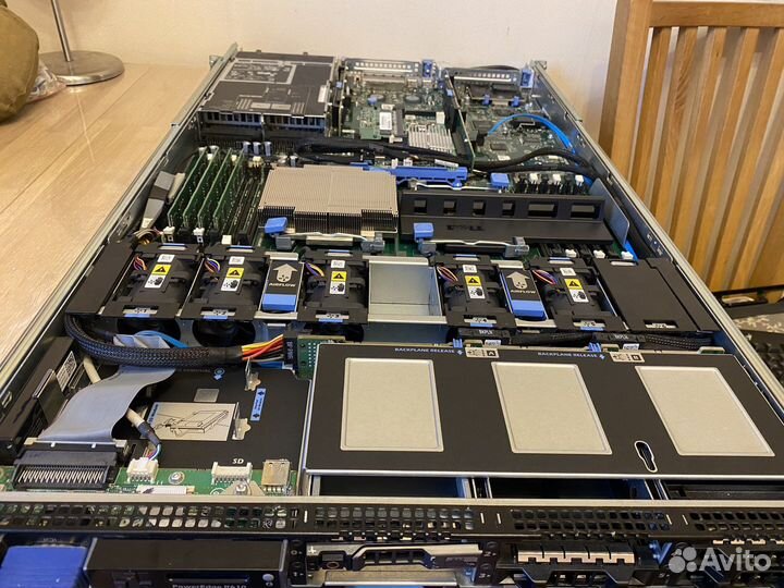 Сервер Dell PowerEdge R610