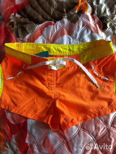 Шорты женские